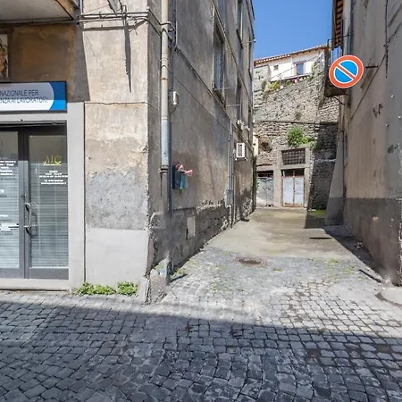Dimora Serena - Casa Vacanze A 5 Min. Dalla Stazione, Free Wi-fi *