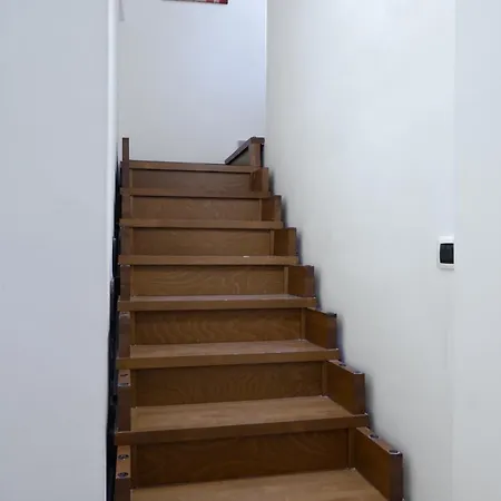 Apartment Dimora Serena - Casa Vacanze A 5 Min. Dalla Stazione, Free Wi-fi Viterbo